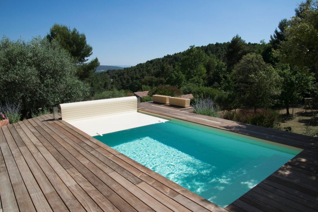 Création d'un jardin exotique avec piscine et terrasse bois sur mesure Bouches-du-Rhône (13), Vaucluse (84), Alpes de Haute Provence (04)
